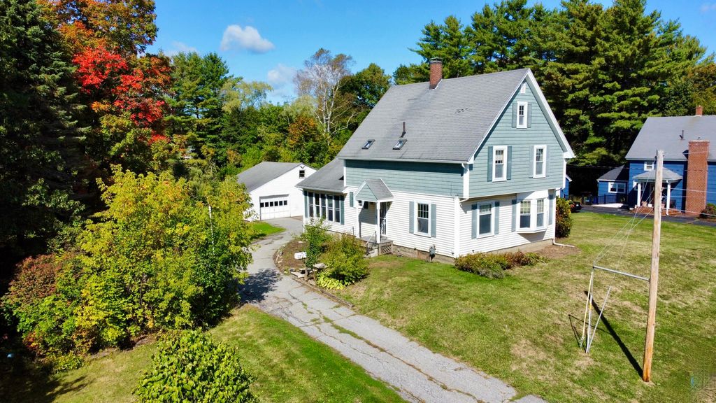 Photo of 422 College Street, Lewiston, ME 04240 (MLS # 1638974)