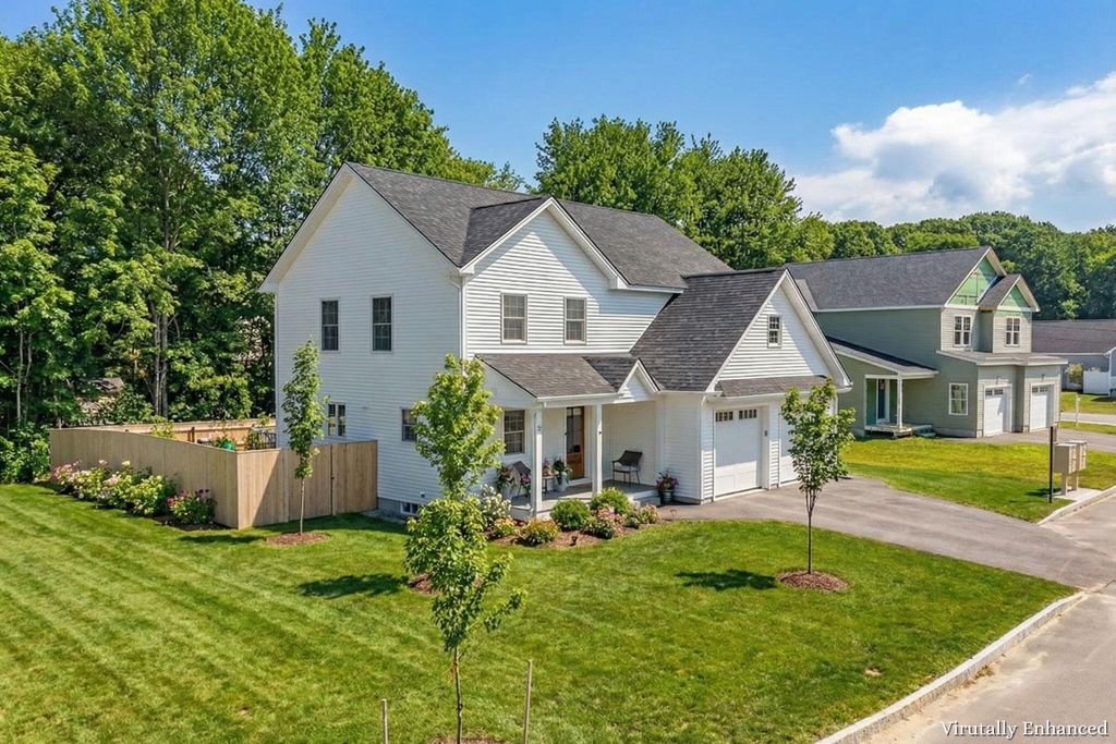 Photo of 11 Nicklaus Lane, Westbrook, ME 04092 (MLS # 1656034)