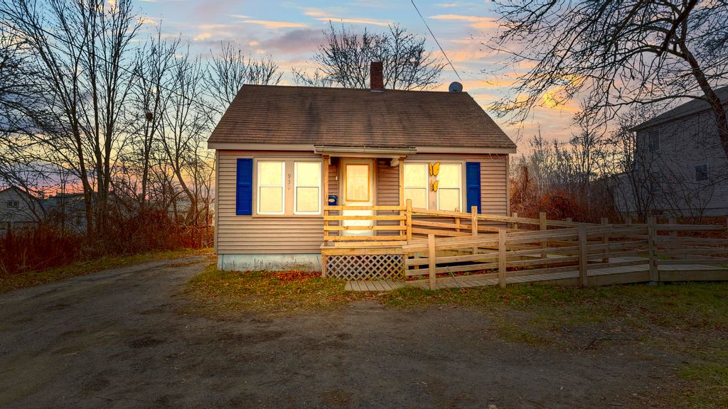 Photo of 939 Sabattus Street, Lewiston, ME 04240 (MLS # 1644603)