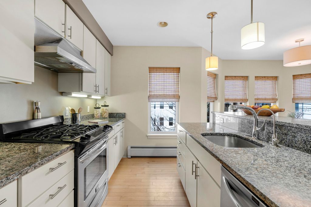 Photo of 58 Vesper Street #H, Portland, ME 04101 (MLS # 1650009)