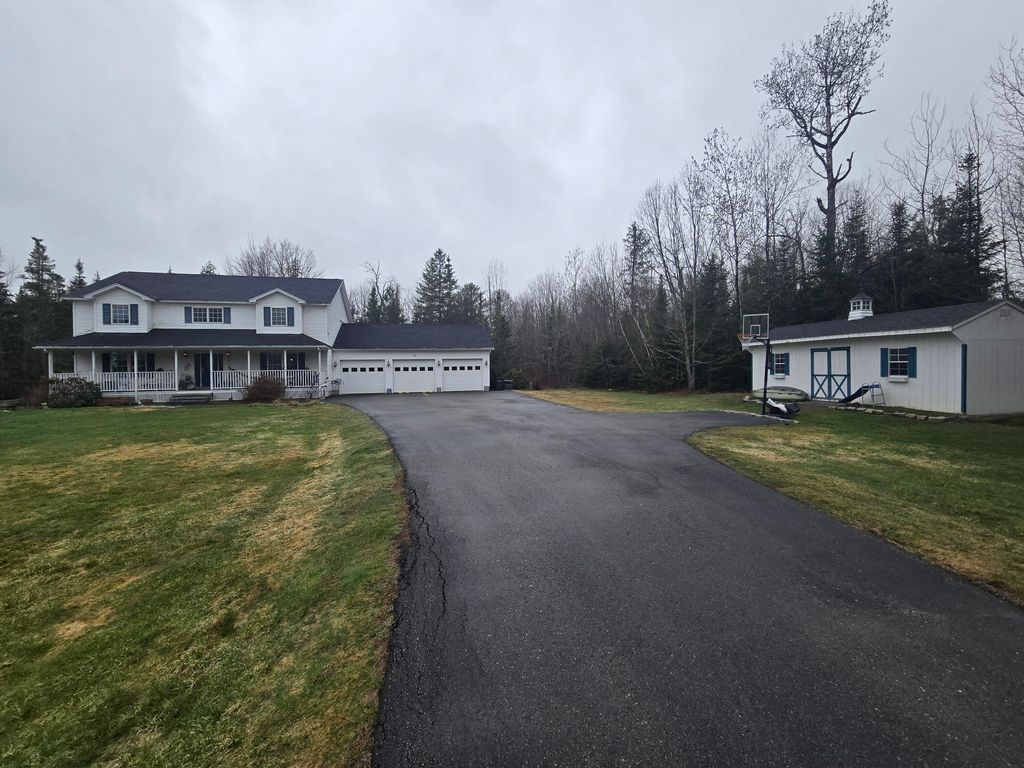 Photo of 32 Patterson Road, Hampden, ME 04444 (MLS # 1661013)
