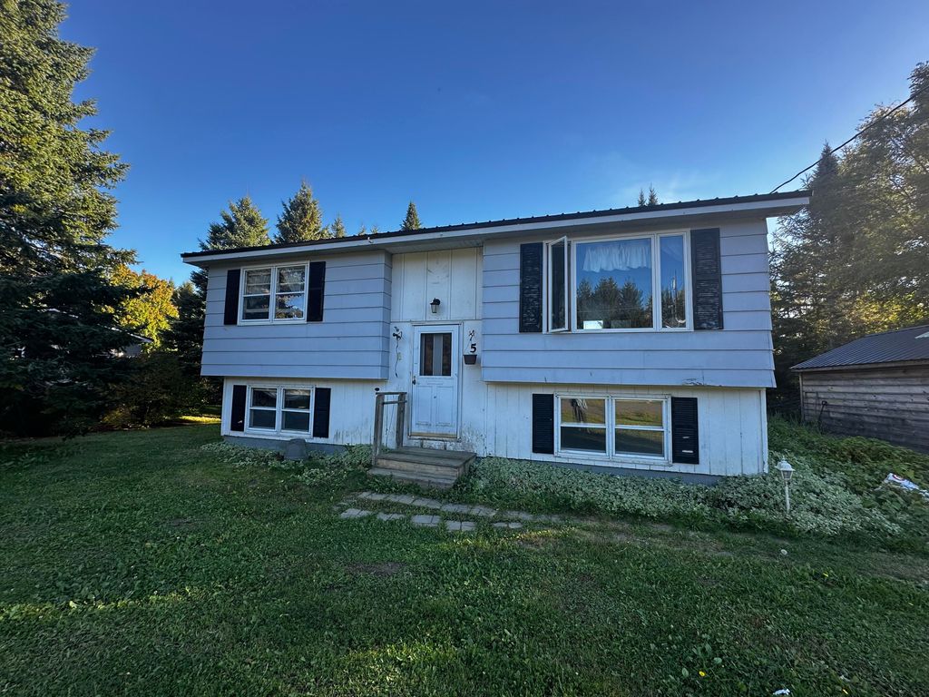 Photo of 5 Manchester Court, Presque Isle, ME 04769 (MLS # 1640615)