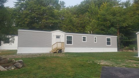Photo of 6 Laurik Lane, Naples, ME 04055 (MLS # 1632928)