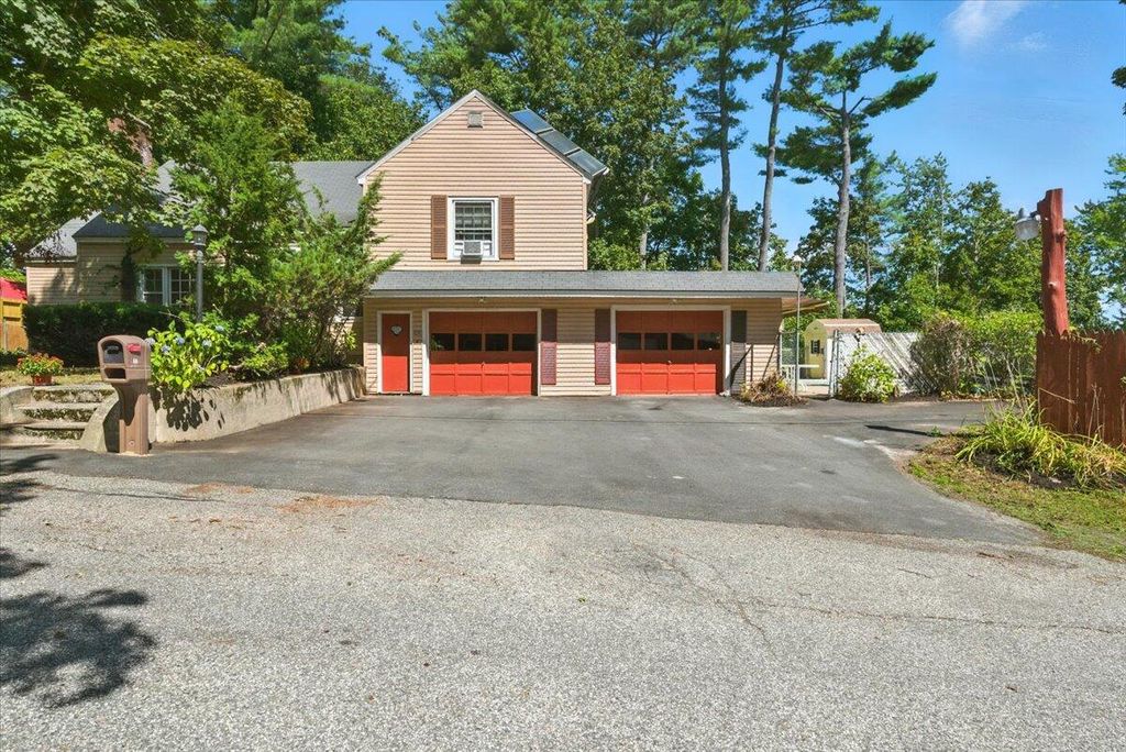 Photo of 69 Dawes Avenue, Auburn, ME 04210 (MLS # 1636036)