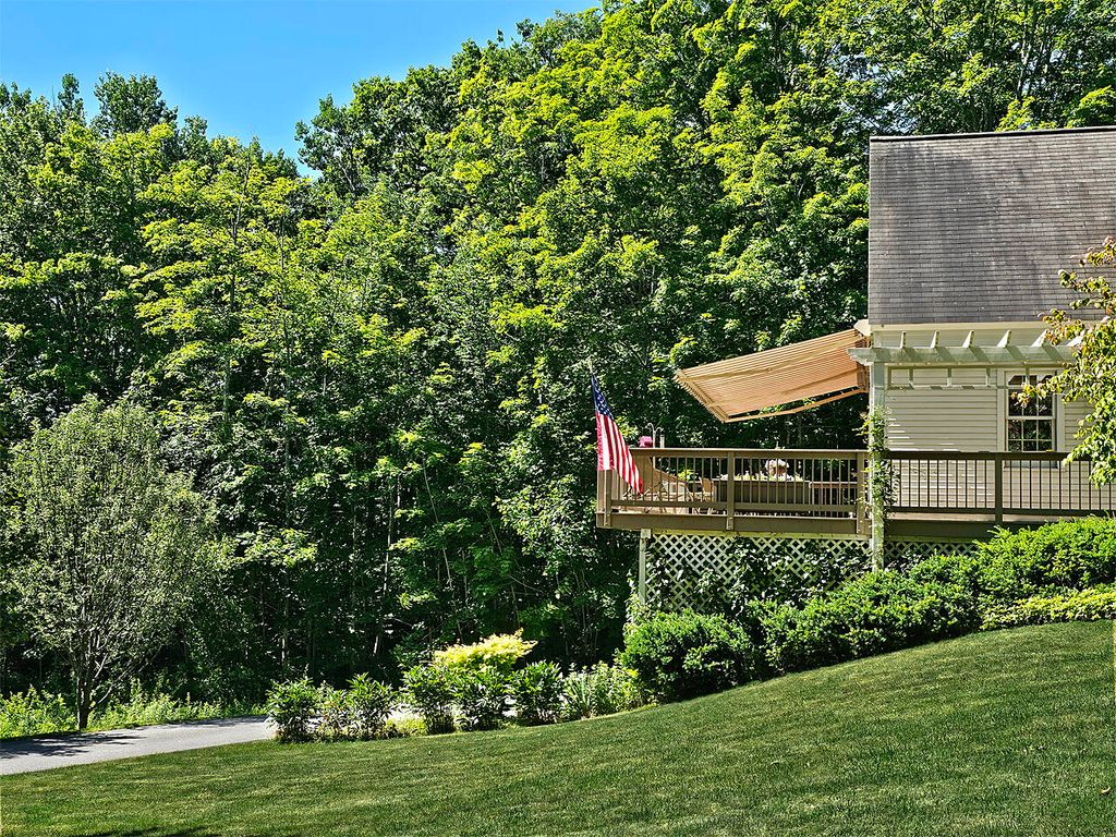 Photo of 5 Waterview Lane, Newcastle, ME 04553 (MLS # 1657887)