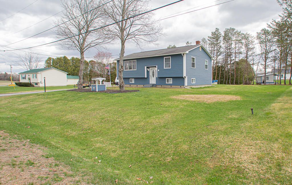 Photo of 18 Andrea Avenue, Benton, ME 04901 (MLS # 1659157)
