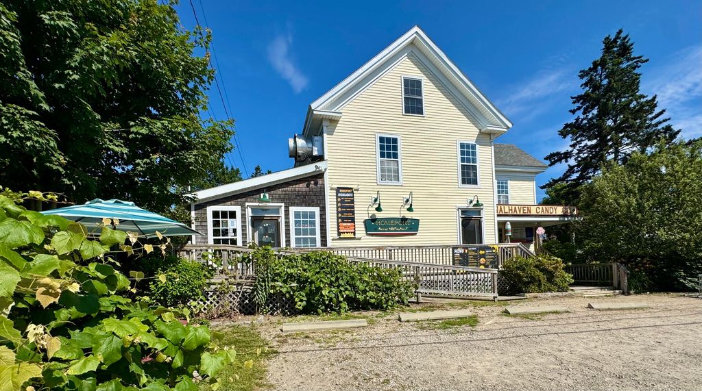 Photo of 62 W Main Street, Vinalhaven, ME 04863 (MLS # 1632090)