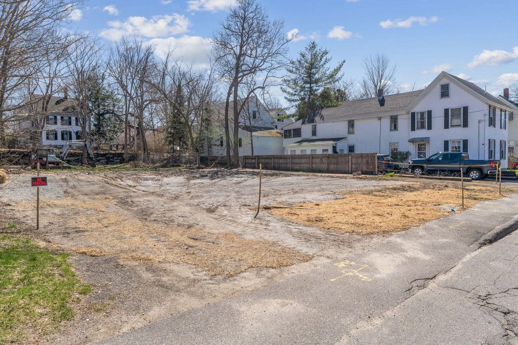 Photo of 23 Noble Street, Brunswick, ME 04011 (MLS # 1649547)