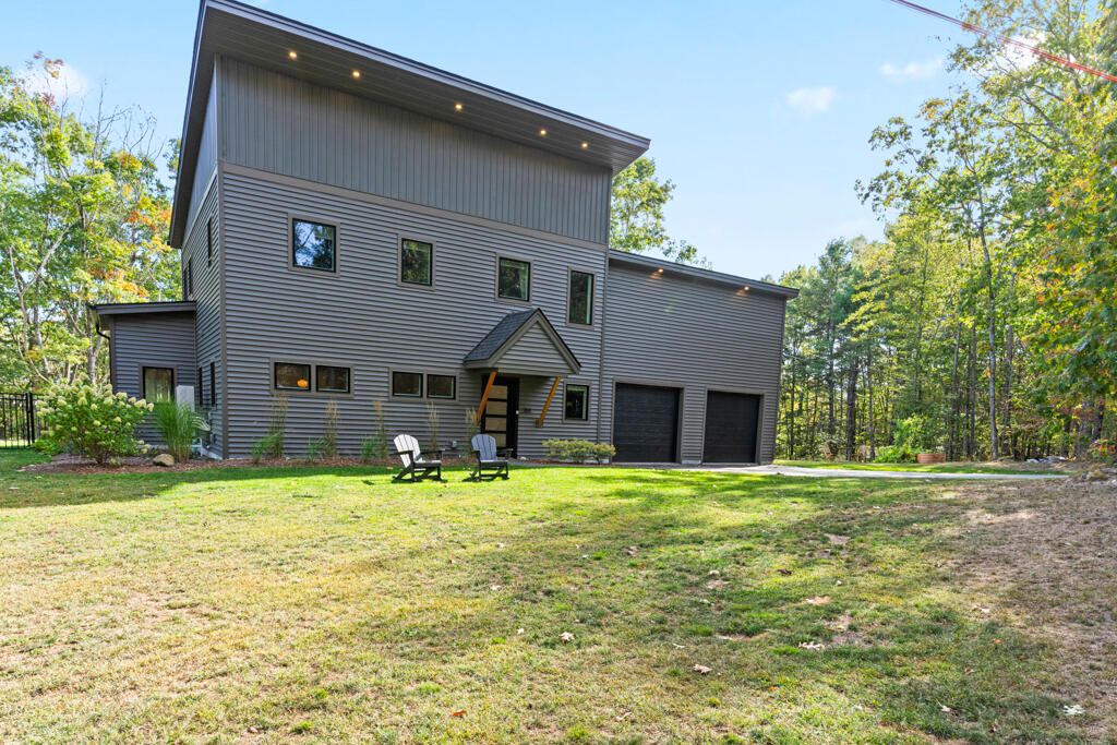 Photo of 144 Moody Road, Brunswick, ME 04011 (MLS # 1641427)