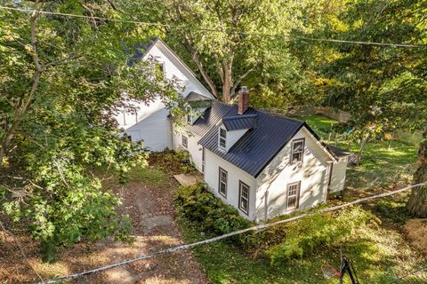 Photo of 8 Carter Avenue, Newport, ME 04953 (MLS # 1639971)