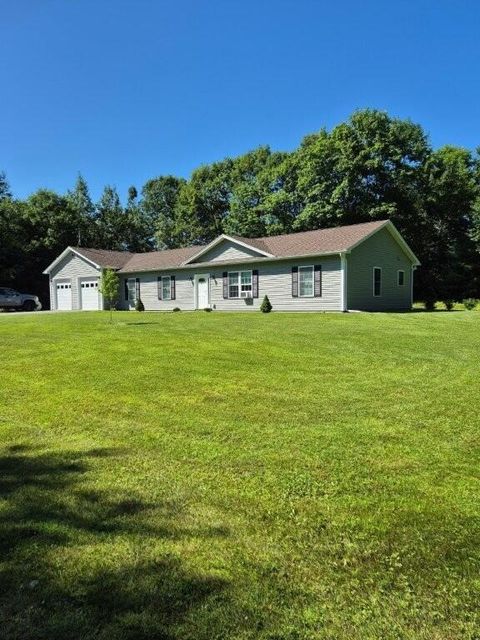 Photo of 30 Nadeau Drive, Belgrade, ME 04917 (MLS # 1655095)