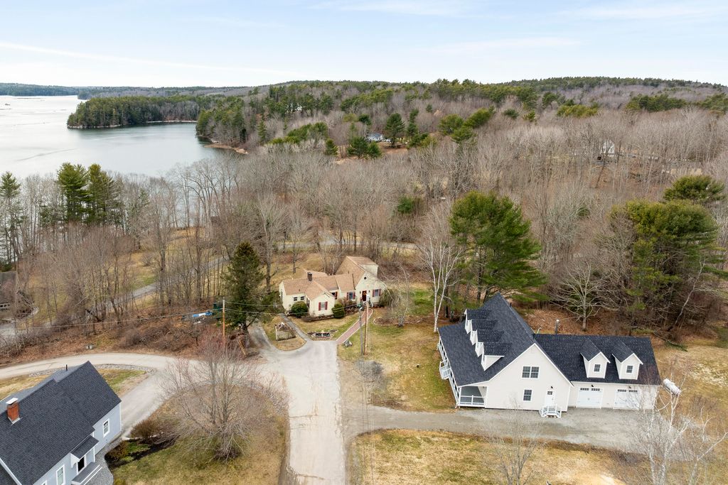 Photo of 29 Pleasant Street, Newcastle, ME 04553 (MLS # 1656508)