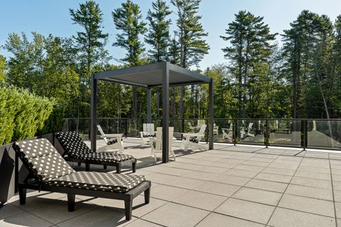 Photo of 267 US Route 1 #201, Falmouth, ME 04105 (MLS # 1640542)
