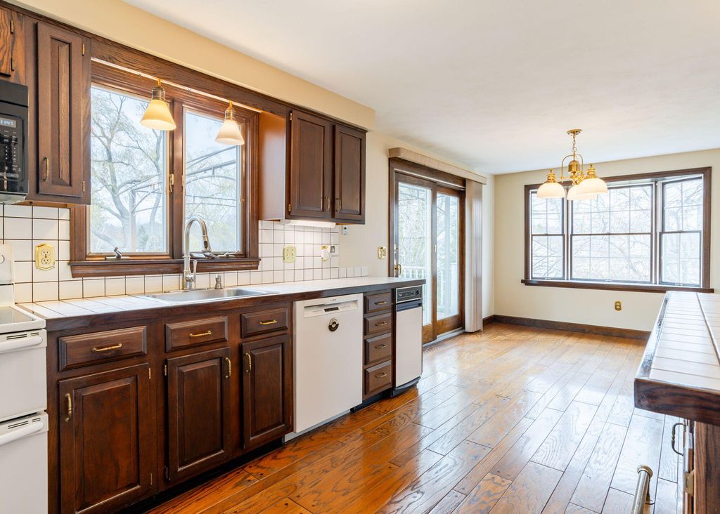 Photo of 162 Fogg Road, Scarborough, ME 04074 (MLS # 1644654)