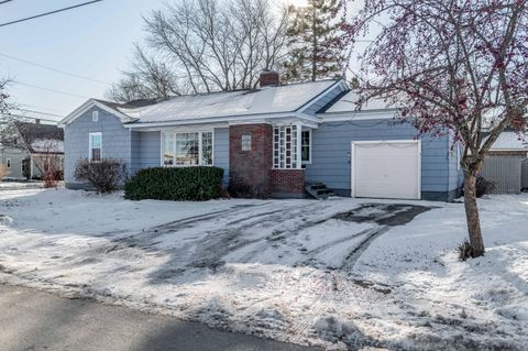 Photo of 121 Harthorn Avenue, Bangor, ME 04401 (MLS # 1646967)