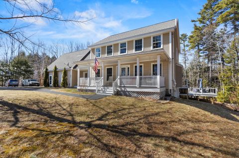Photo of 7 Roman Woods Way, Gray, ME 04039 (MLS # 1657174)