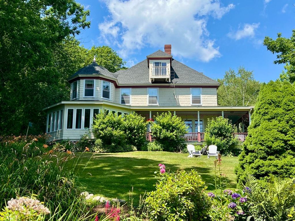 Photo of 33 Sea View Drive, Lincolnville, ME 04849 (MLS # 1632463)