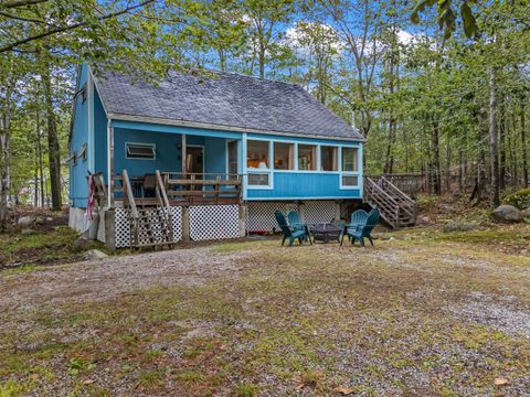 Photo of 40 Highpoint Drive, Frye Island, ME 04071 (MLS # 1636069)