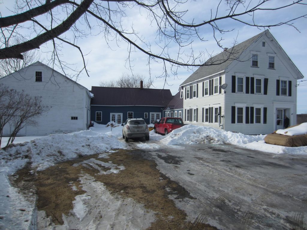 Photo of 344 Main Street, Lincoln, ME 04457 (MLS # 1652524)
