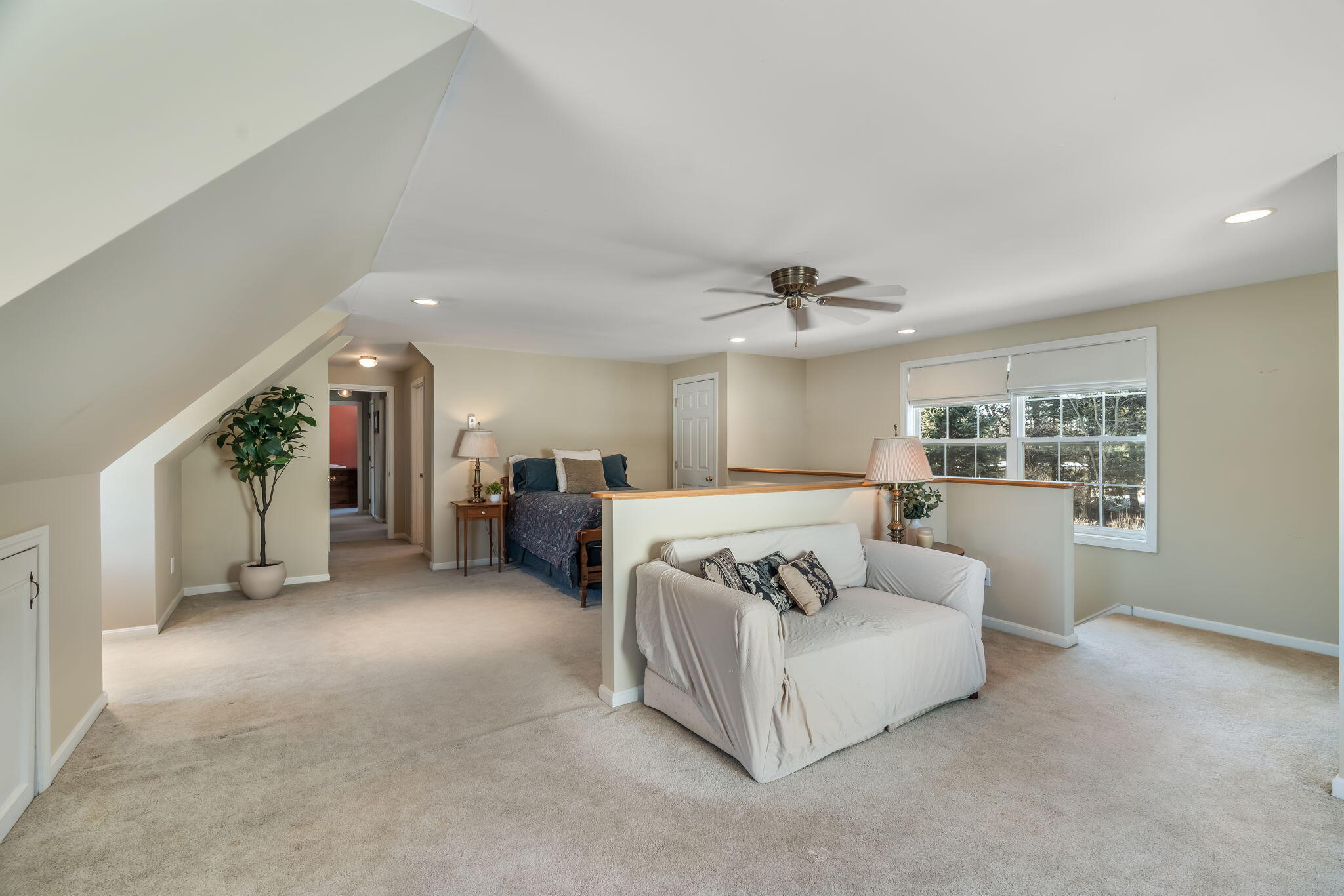 22 Gateway Commons Drive