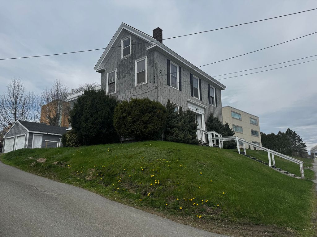 Photo of 336 Broadway, Bangor, ME 04401 (MLS # 1660503)