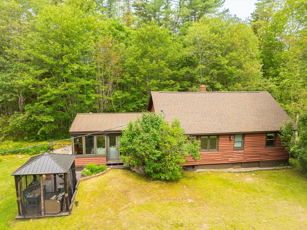 Photo of 260 Coombs Road, Brunswick, ME 04011 (MLS # 1626974)