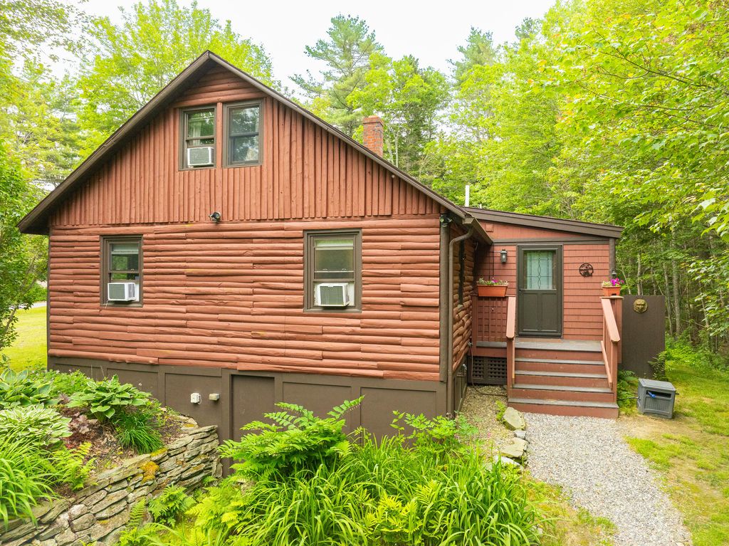 Photo of 260 Coombs Road, Brunswick, ME 04011 (MLS # 1626974)