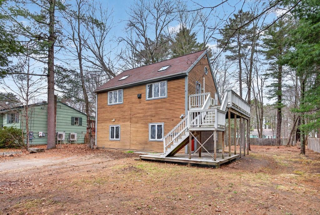 Photo of 40 Belmont Street, Brunswick, ME 04011 (MLS # 1657890)