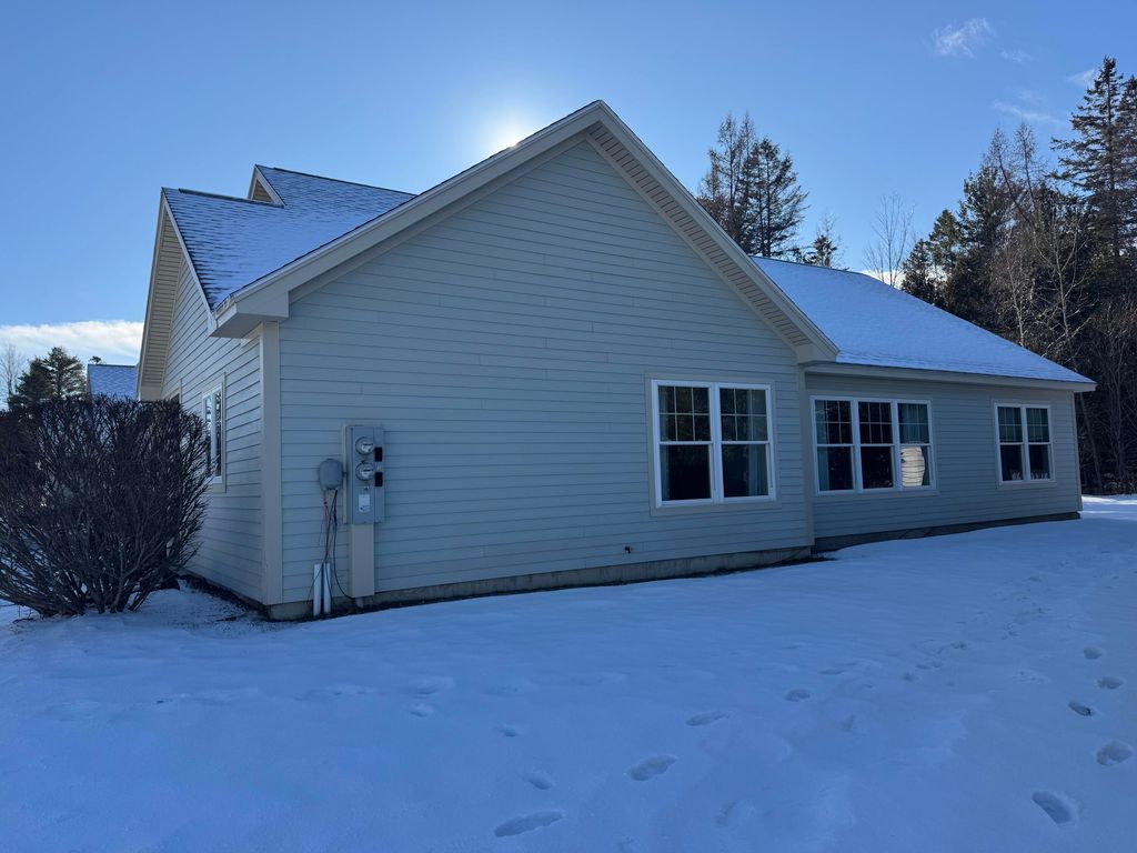Photo of 29 Pebble Creek #5, Orrington, ME 04474 (MLS # 1649277)