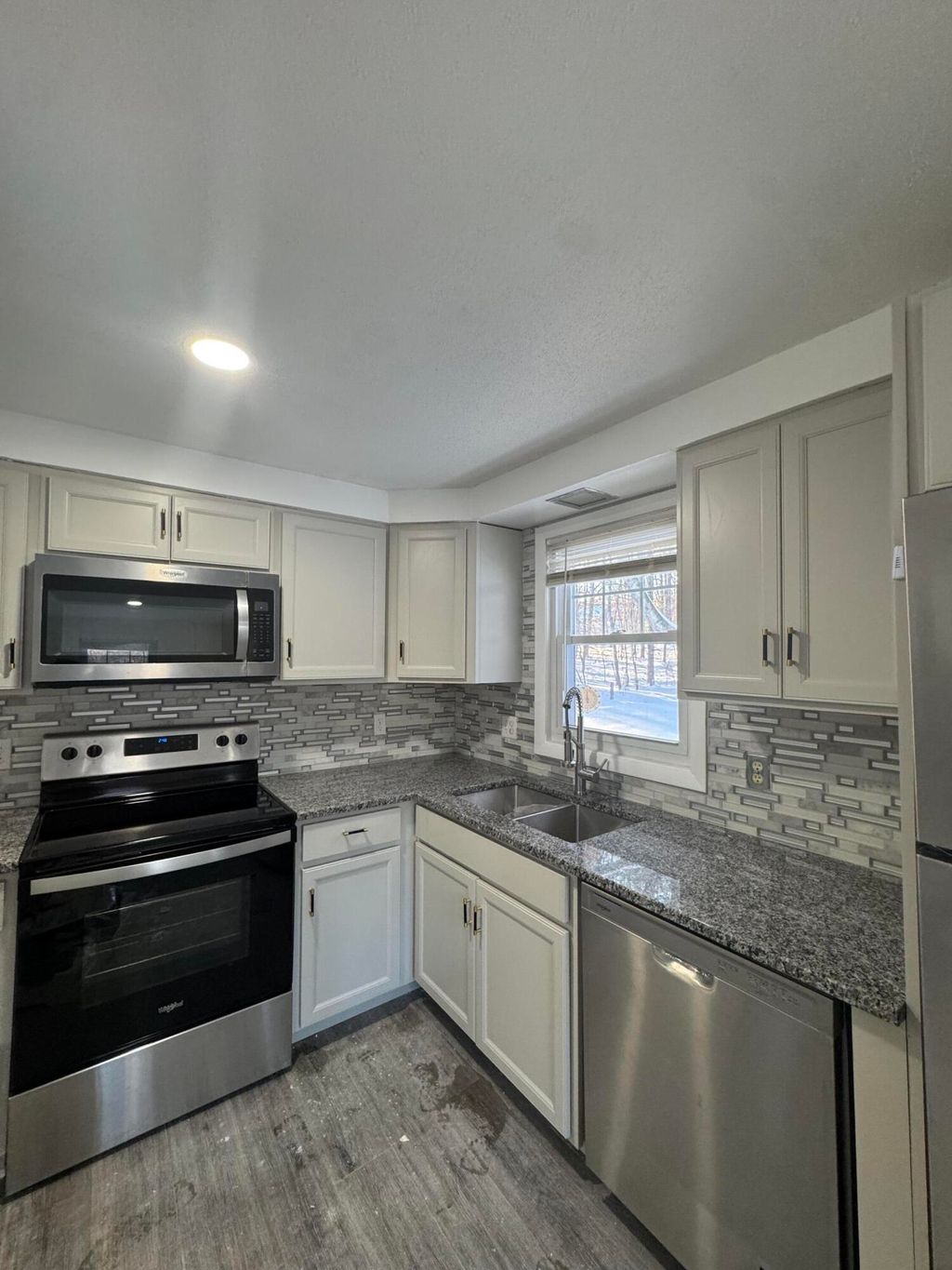 Photo of 6 Castle Terrace, Scarborough, ME 04074 (MLS # 1650453)