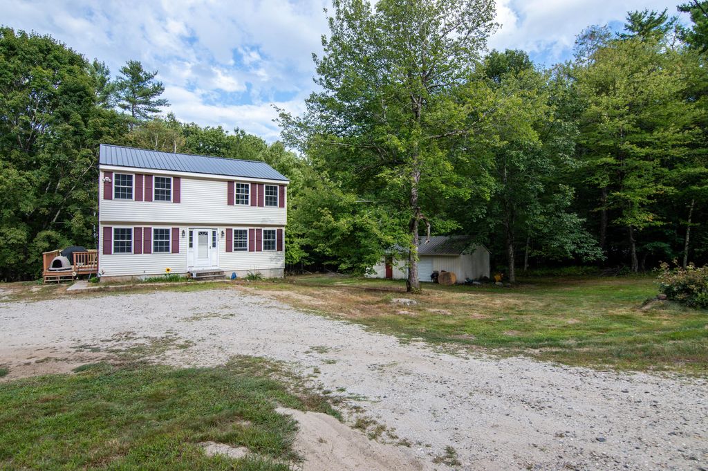 Photo of 614 King Street, Oxford, ME 04270 (MLS # 1635506)