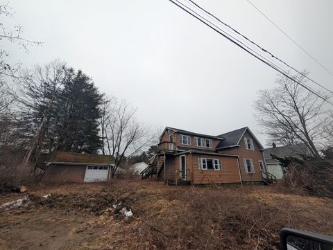 Photo of 10 Davis Street, Brunswick, ME 04011 (MLS # 1656725)