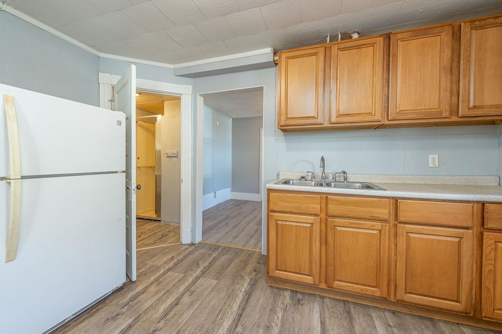 Photo of 39 Carlton Avenue, Mexico, ME 04257 (MLS # 1652536)