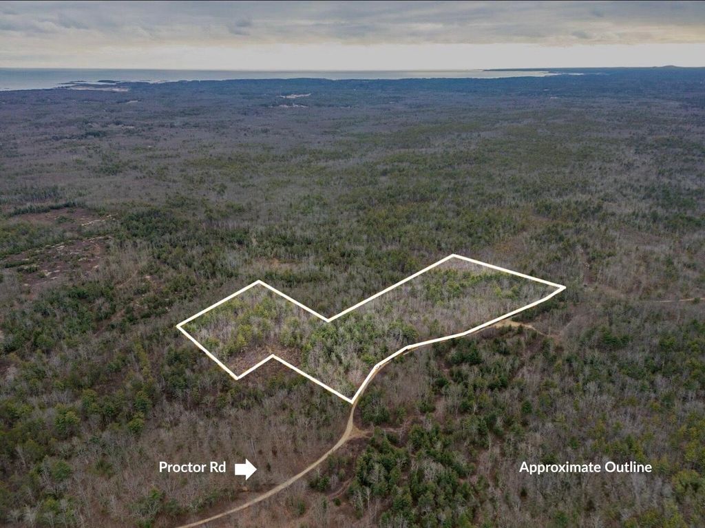 Photo of 109 Proctor Road, Biddeford, ME 04005 (MLS # 1642601)