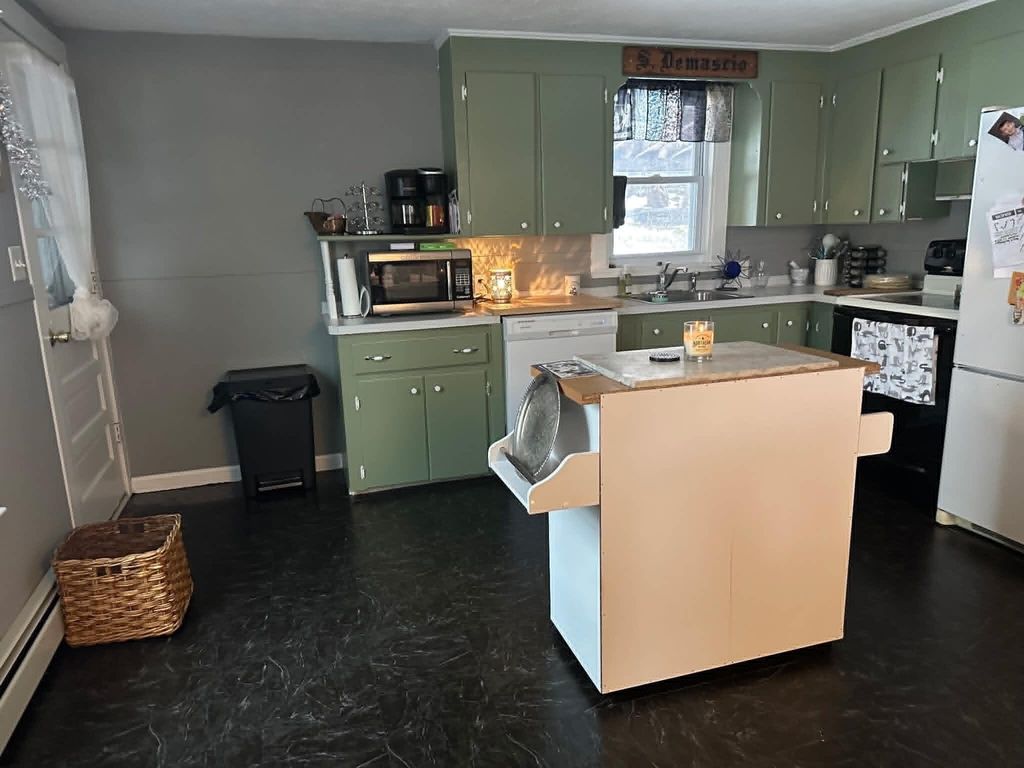 Photo of 58 Fair Street, Lewiston, ME 04240 (MLS # 1661255)