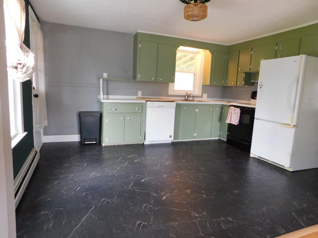 Photo of 58 Fair Street, Lewiston, ME 04240 (MLS # 1661255)
