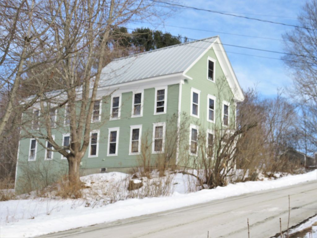 Photo of 16 School Street, Waldoboro, ME 04572 (MLS # 1648779)