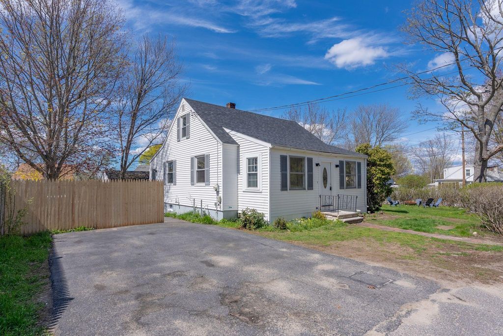 Photo of 711 Highland Avenue, South Portland, ME 04106 (MLS # 1660599)