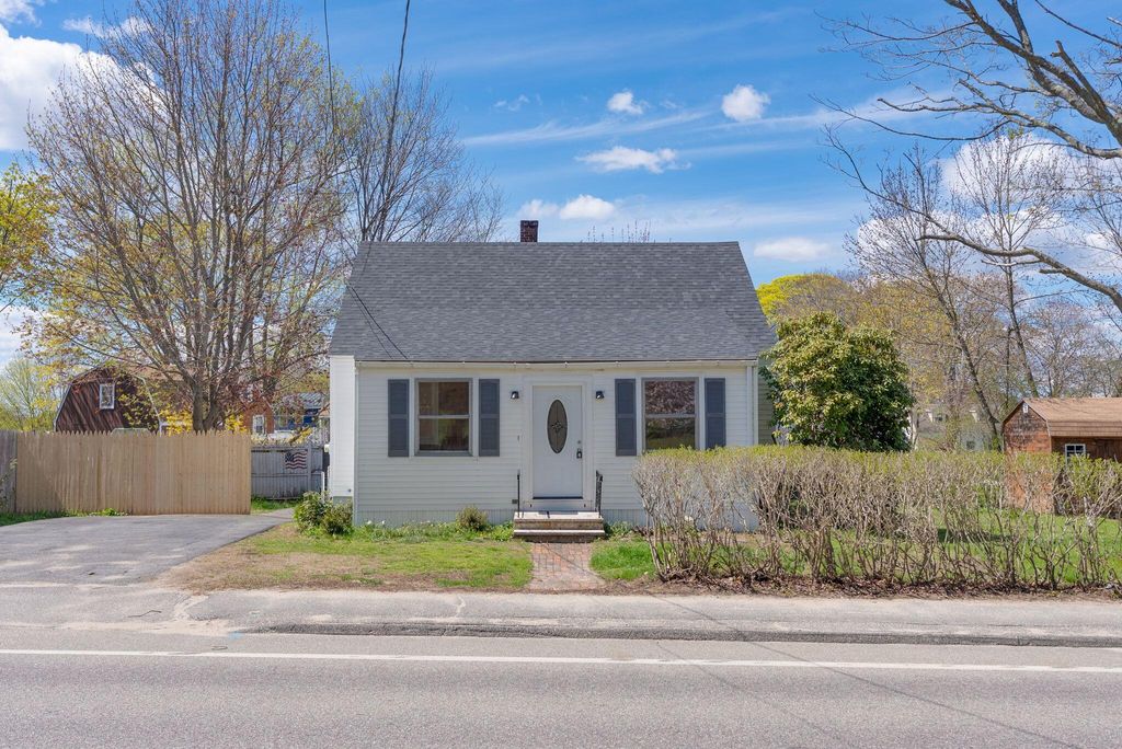 Photo of 711 Highland Avenue, South Portland, ME 04106 (MLS # 1660599)