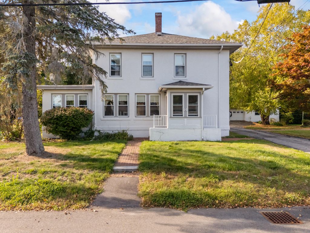 Photo of 14 Nelke Place, Lewiston, ME 04240 (MLS # 1640669)