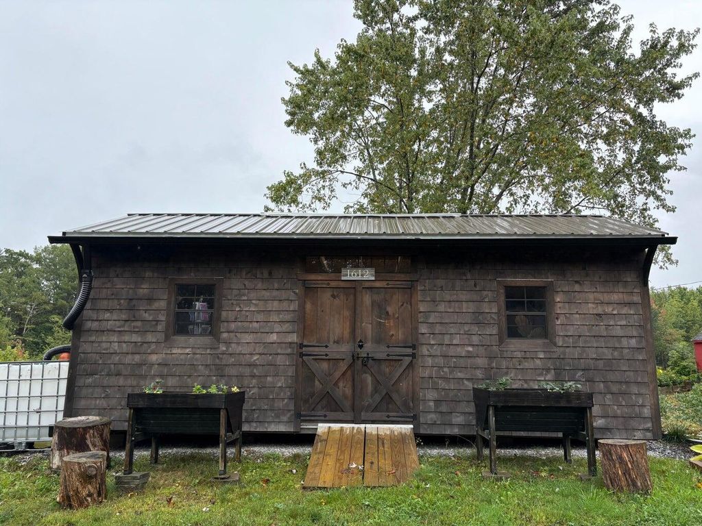 Photo of 1612 US Route One, Freeport, ME 04032 (MLS # 1637397)
