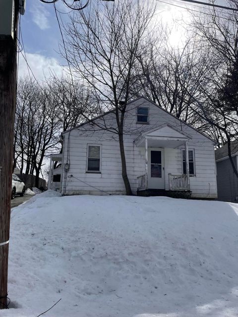 65 Winter Street, Lewiston, ME 04240 - MLS#: 1615636