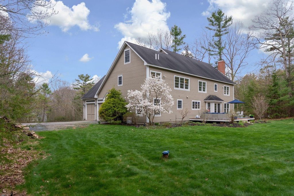 Photo of 40 Primrose Lane, Freeport, ME 04032 (MLS # 1661904)