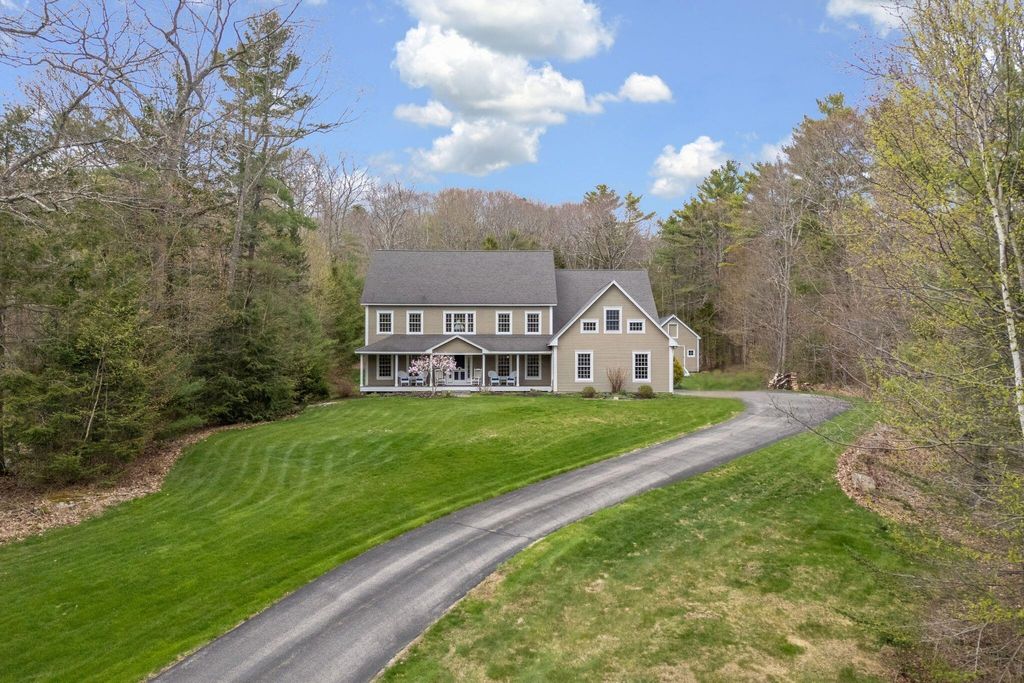 Photo of 40 Primrose Lane, Freeport, ME 04032 (MLS # 1661904)
