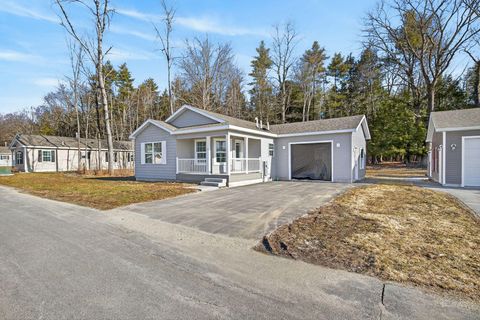 Photo of 13 Mathew Way, Scarborough, ME 04074 (MLS # 1655762)