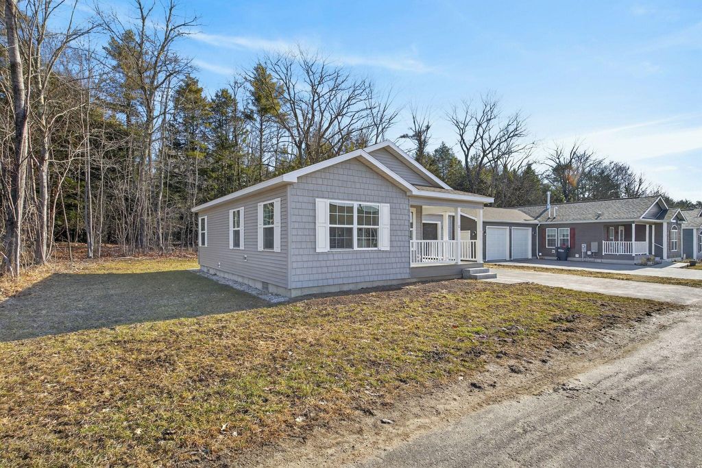 Photo of 13 Mathew Way, Scarborough, ME 04074 (MLS # 1655762)