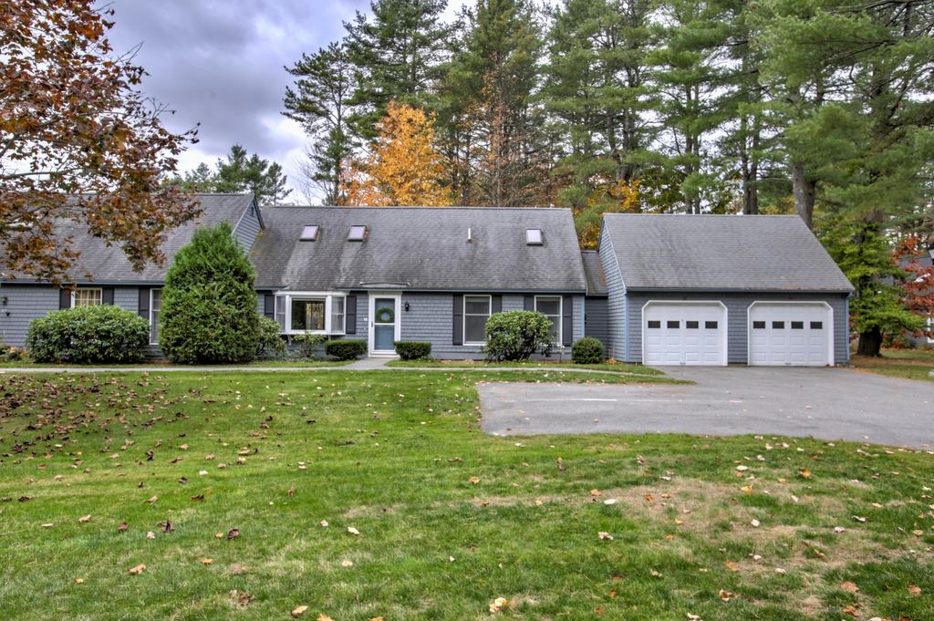 Photo of 38 Ward Circle #38, Brunswick, ME 04011 (MLS # 1642102)