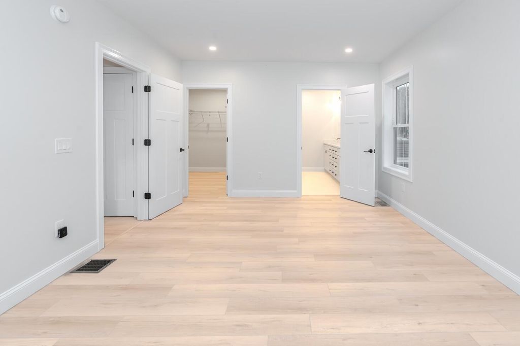 Photo of 6 Daybreak Lane #18, Windham, ME 04062 (MLS # 1643259)