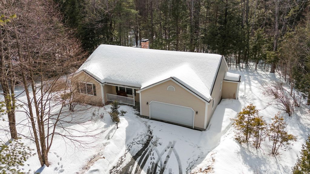 Photo of 3 Dunn Estates Drive, Scarborough, ME 04074 (MLS # 1653173)