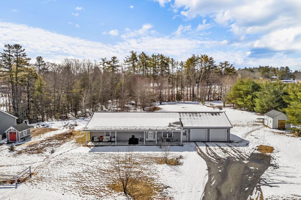 Photo of 16 Hickory Drive, Wiscasset, ME 04578 (MLS # 1655695)